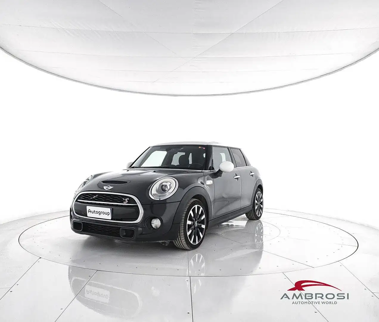 MINI Cooper SD 2.0 aut. Hype 5 porte Fekete - 1