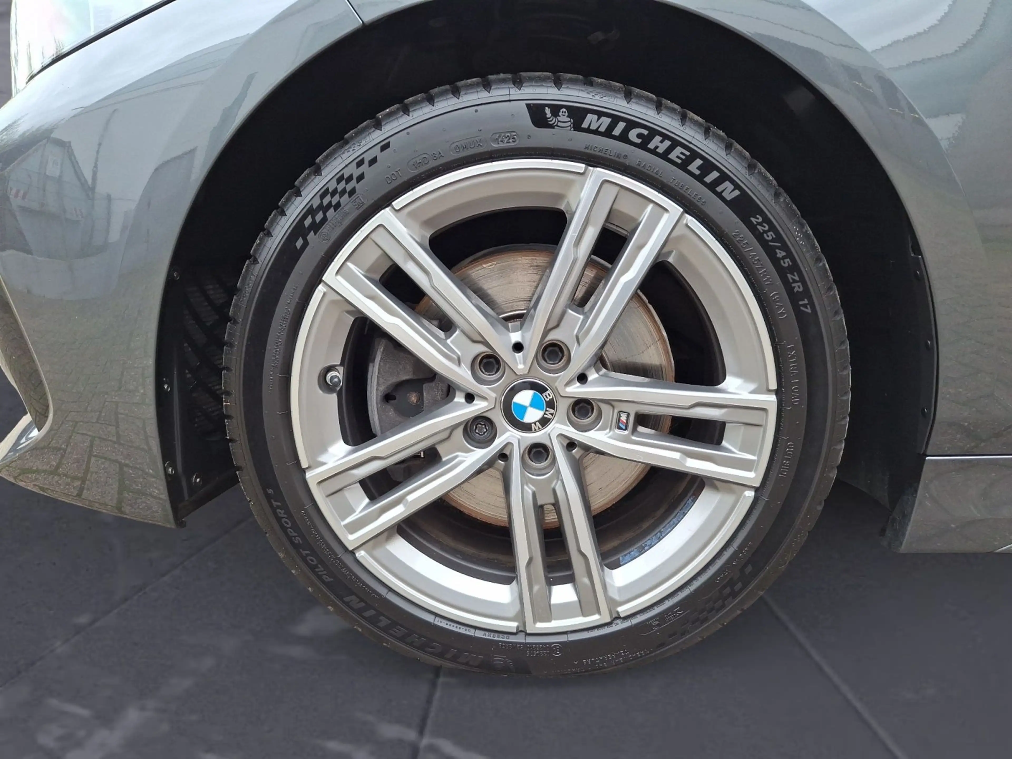BMW 118 i M Sport Klimaaut. Sportsitze PDC Durchlade — photo 8