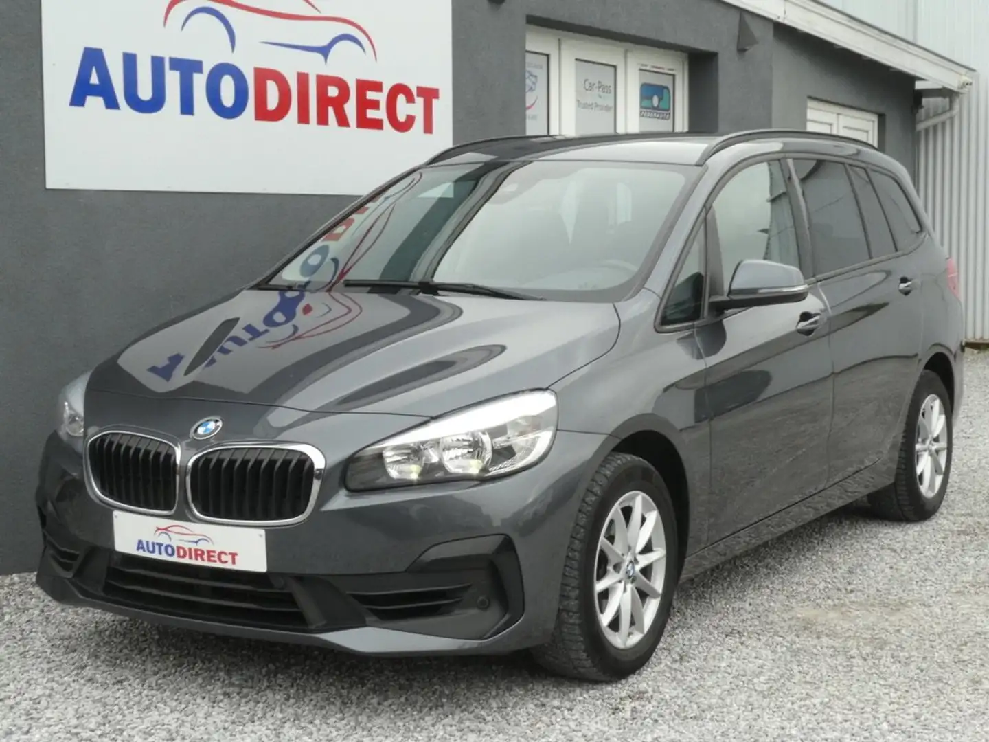 BMW 218 Gran Tourer 218i Cuir, Navi, Airco, Bluetooth, PDC Grau - 1