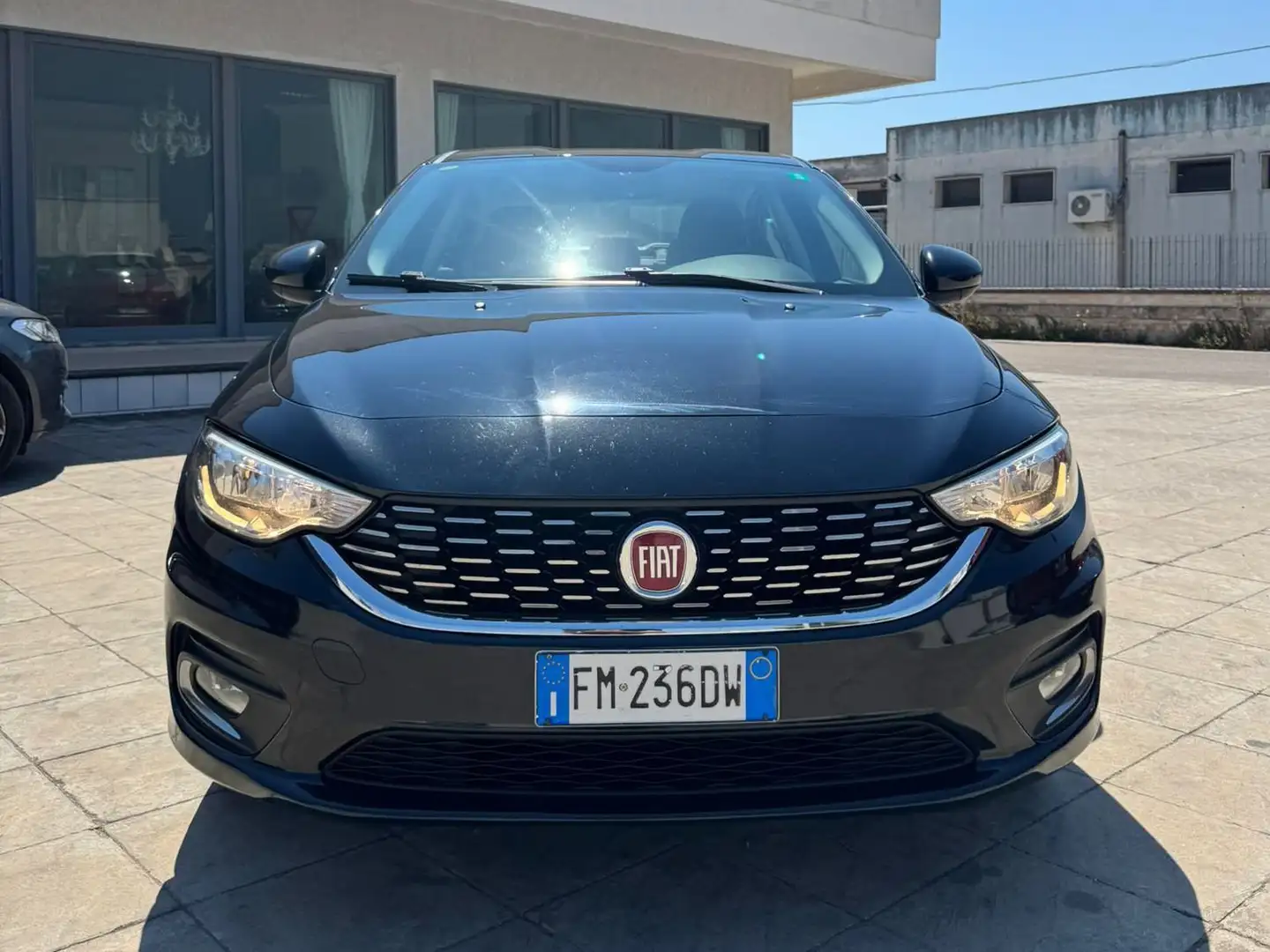 Fiat Tipo Tipo 4 porte II 2016 4p 1.3 mjt Opening  Plus 95cv - 1