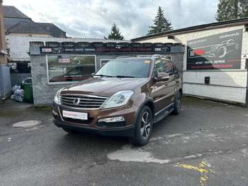 220 D 7 PLACES 4X4 CUIR AUTOMATIQUE