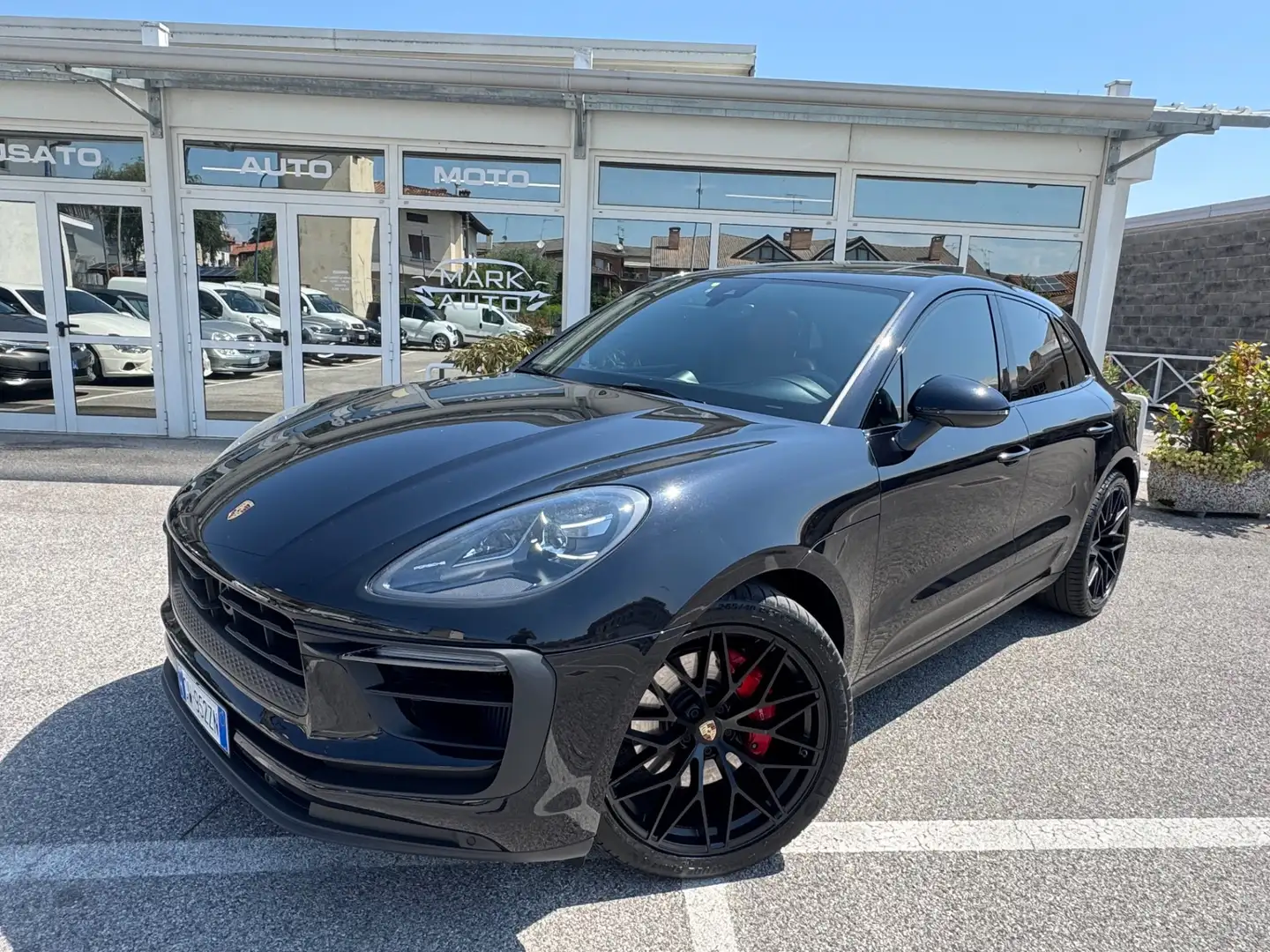 Porsche Macan 2.9 GTS Zwart - 1
