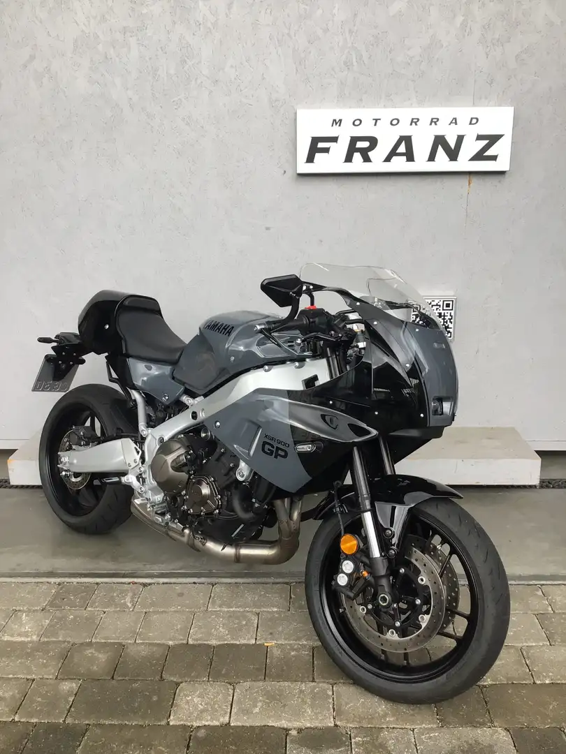Yamaha XSR 900 GP Gris - 2