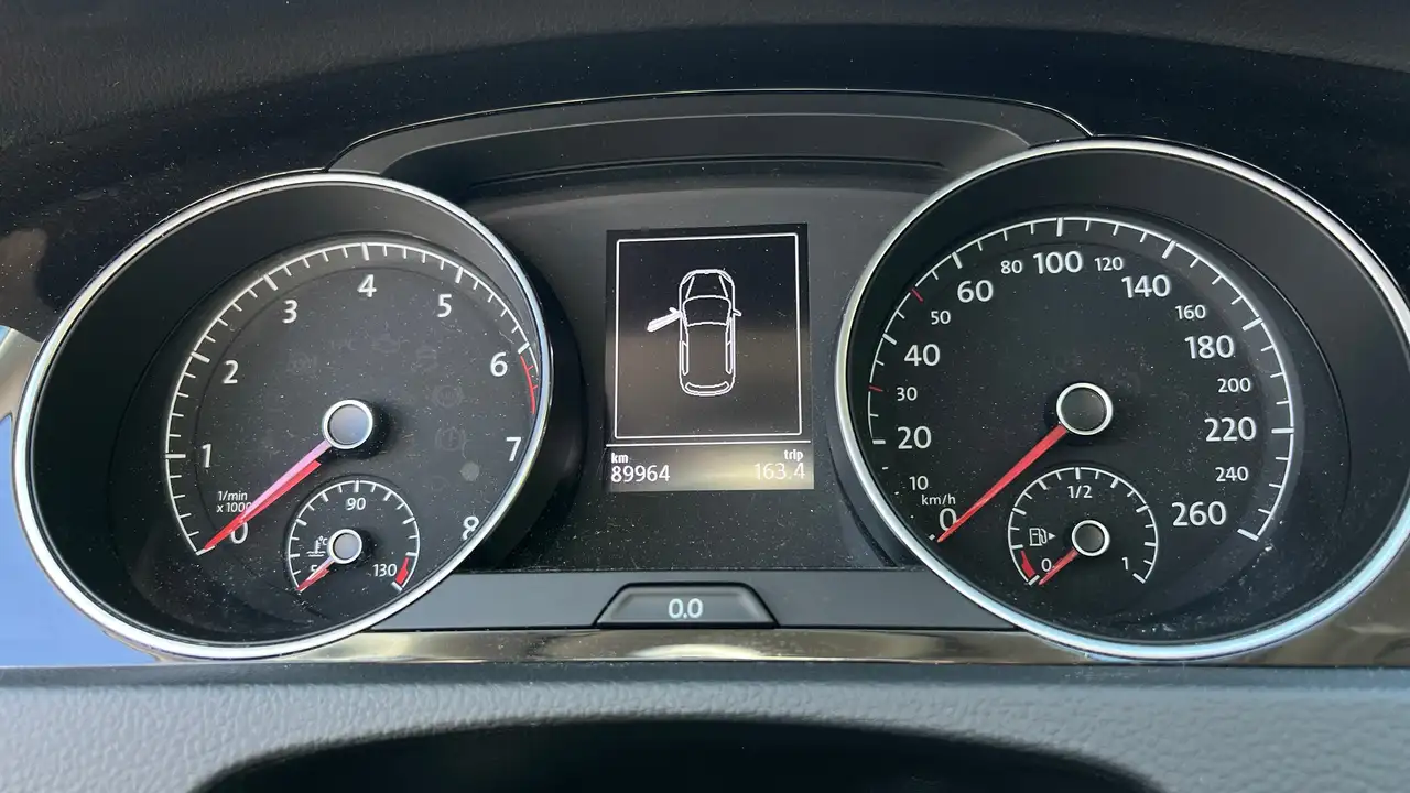 Volkswagen Golf снимка Volkswagen Golf