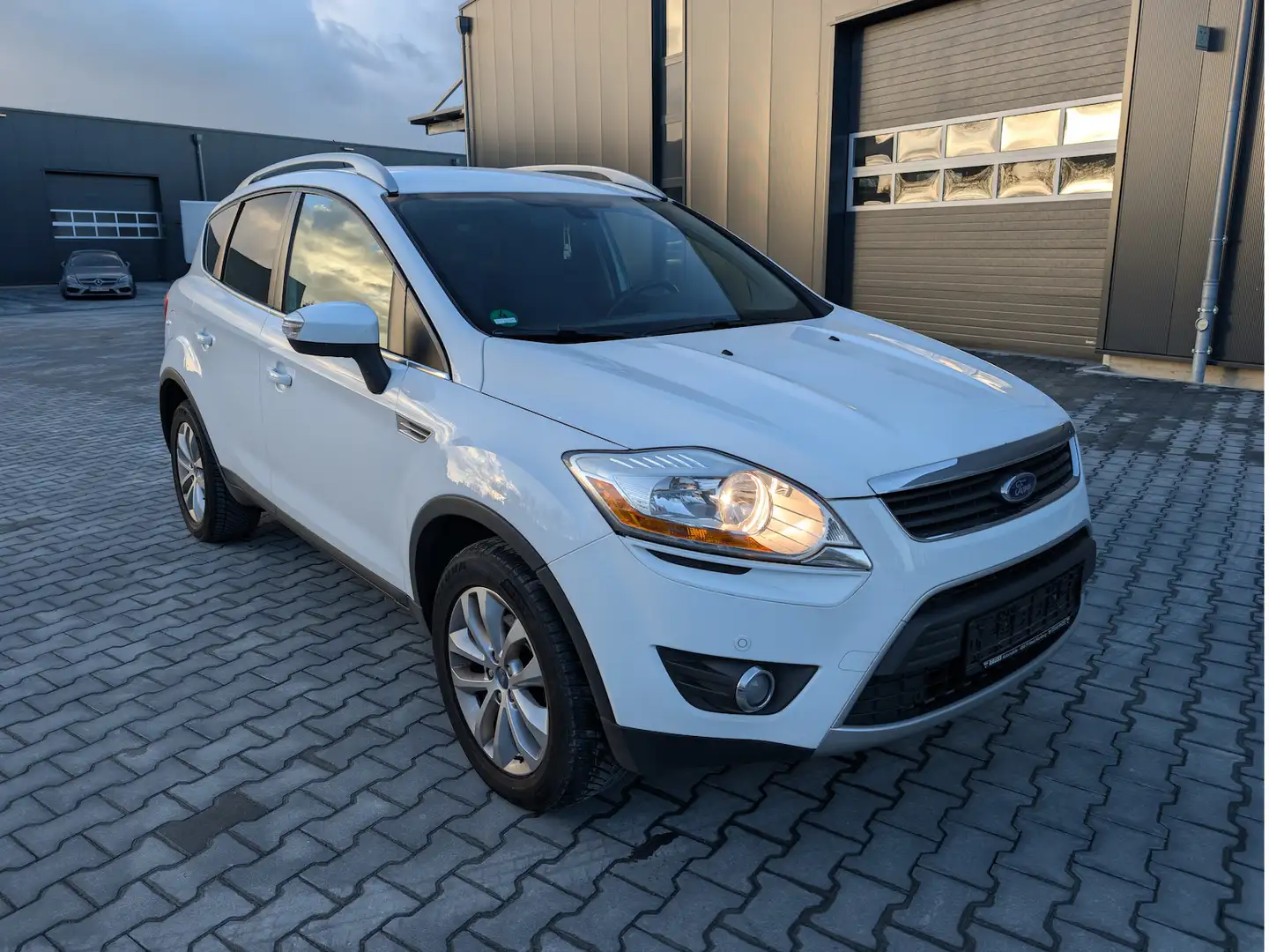 Ford Kuga Titanium AWD *DPF FEHLER*FESTPREIS*Kam* Wit - 1