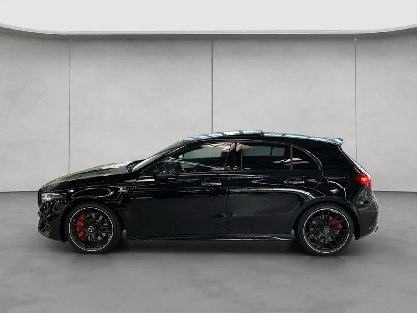 Mercedes-Benz A 45 AMG A-Klasse Schwarz - 2