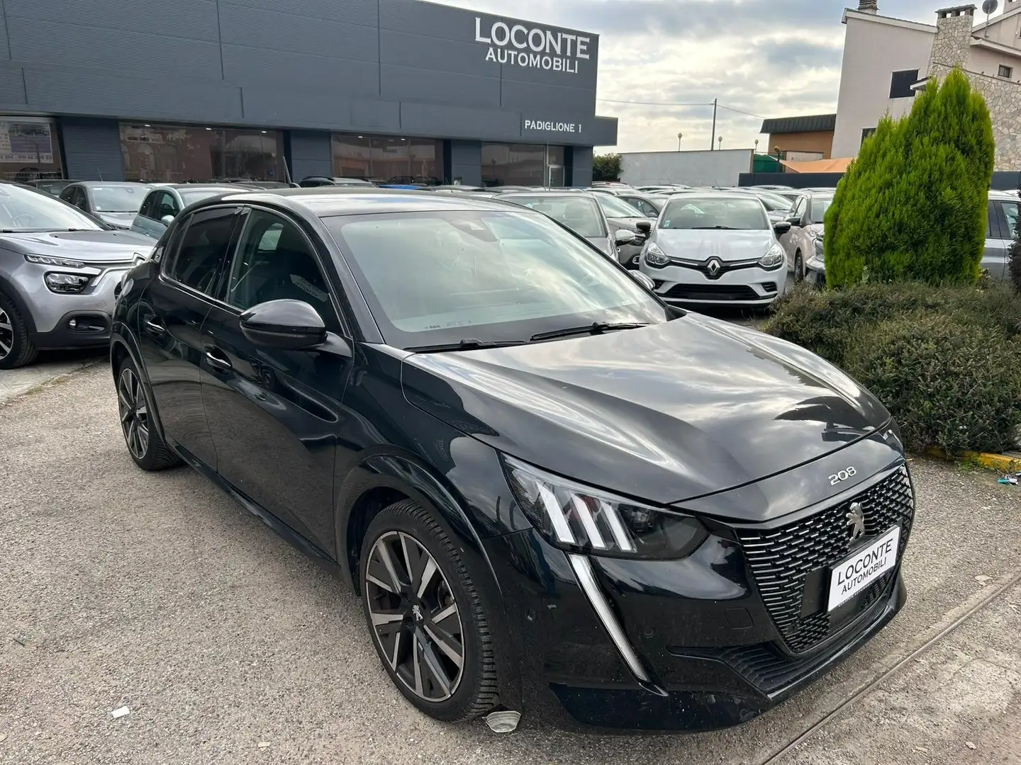 Peugeot 208 1.2 puretech GT s Nero - 1