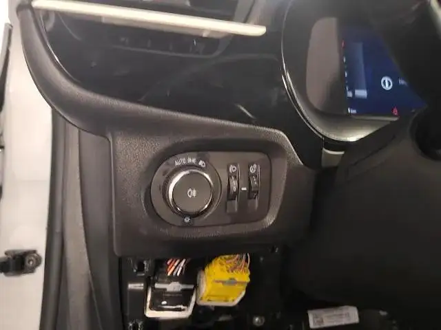 Opel Corsa view 13