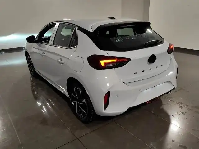 Opel Corsa view 6