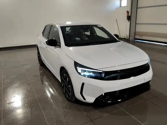Opel Corsa view 3