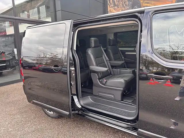 Peugeot Traveller Premium BlueHDi 180 Lang EAT8 inkl. VIP 5 Sitze... Ansicht 11