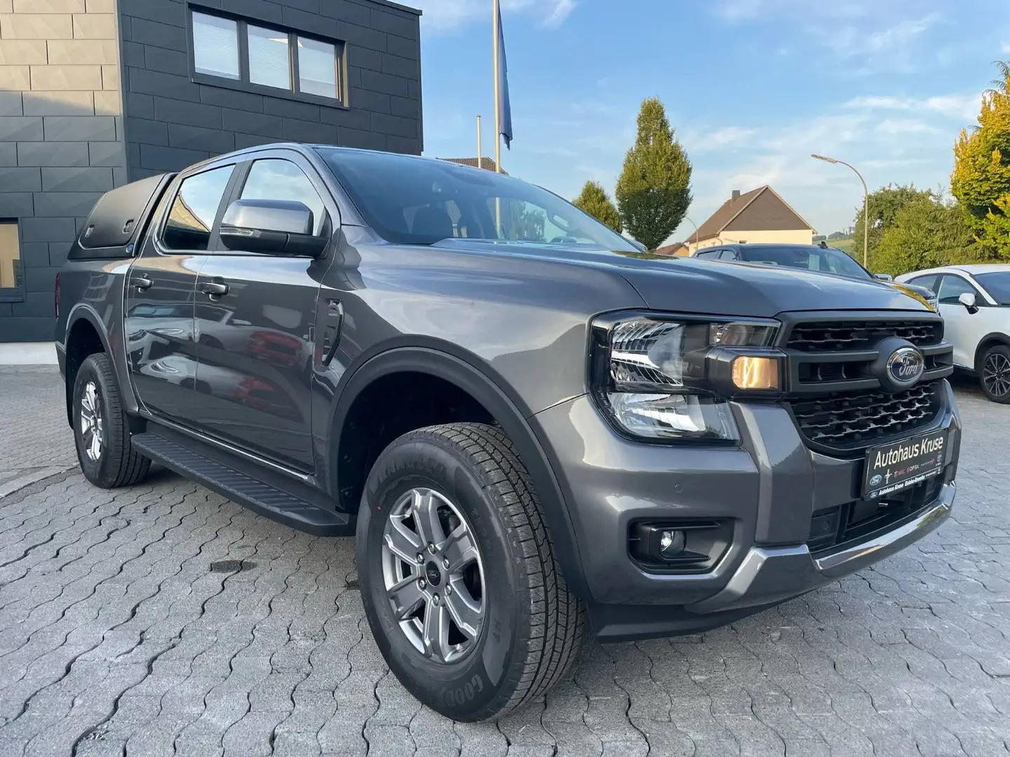 Ford Ranger XLT DoKa Aut.2.0 lEcoBlue 125kW+Hardtop * Gris - 1