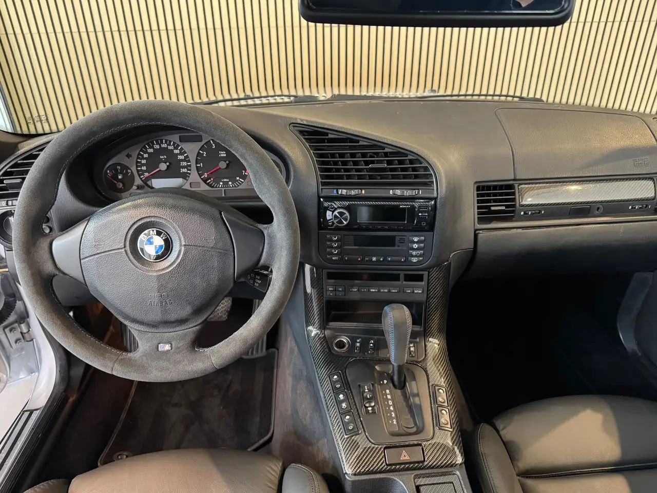 BMW 328 Cabrio M-SPORT/TRAUMZUSTAND/CABON/ALCANTARA, foto 11