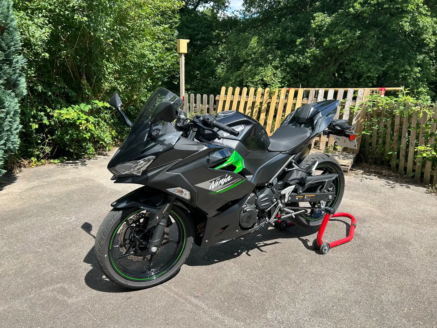 Kawasaki Ninja 400 Zwart - 1