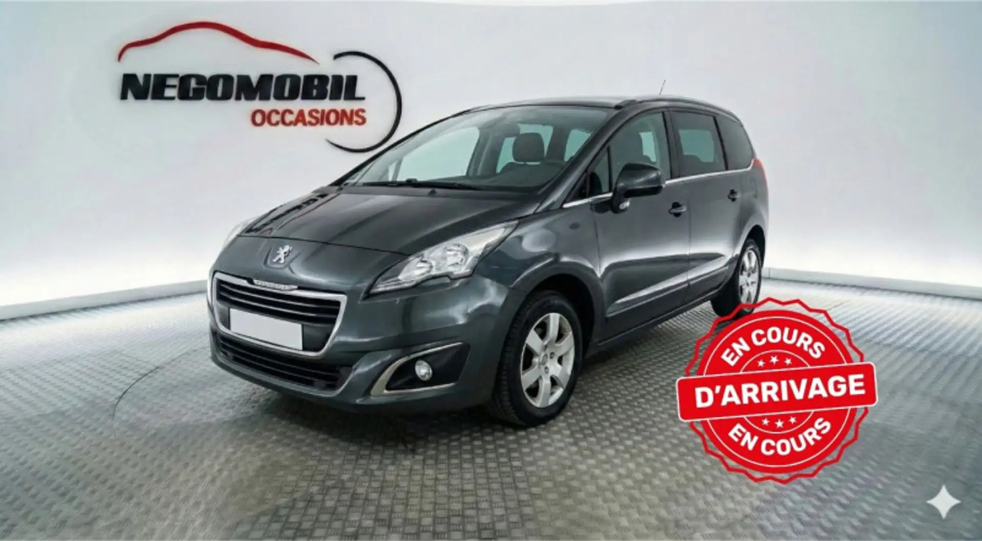 Peugeot 5008 1.6 HDI 115CH FAP ALLURE Gris - 1