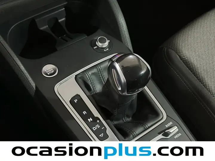 Audi Q2 S line 30 TDI 2021, foto 6