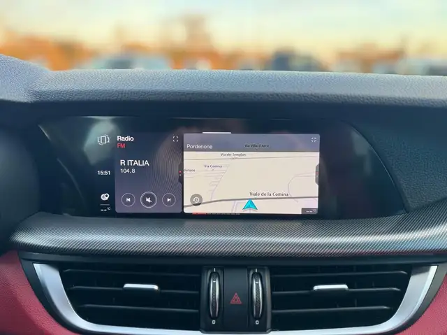 Alfa Romeo Stelvio view 10