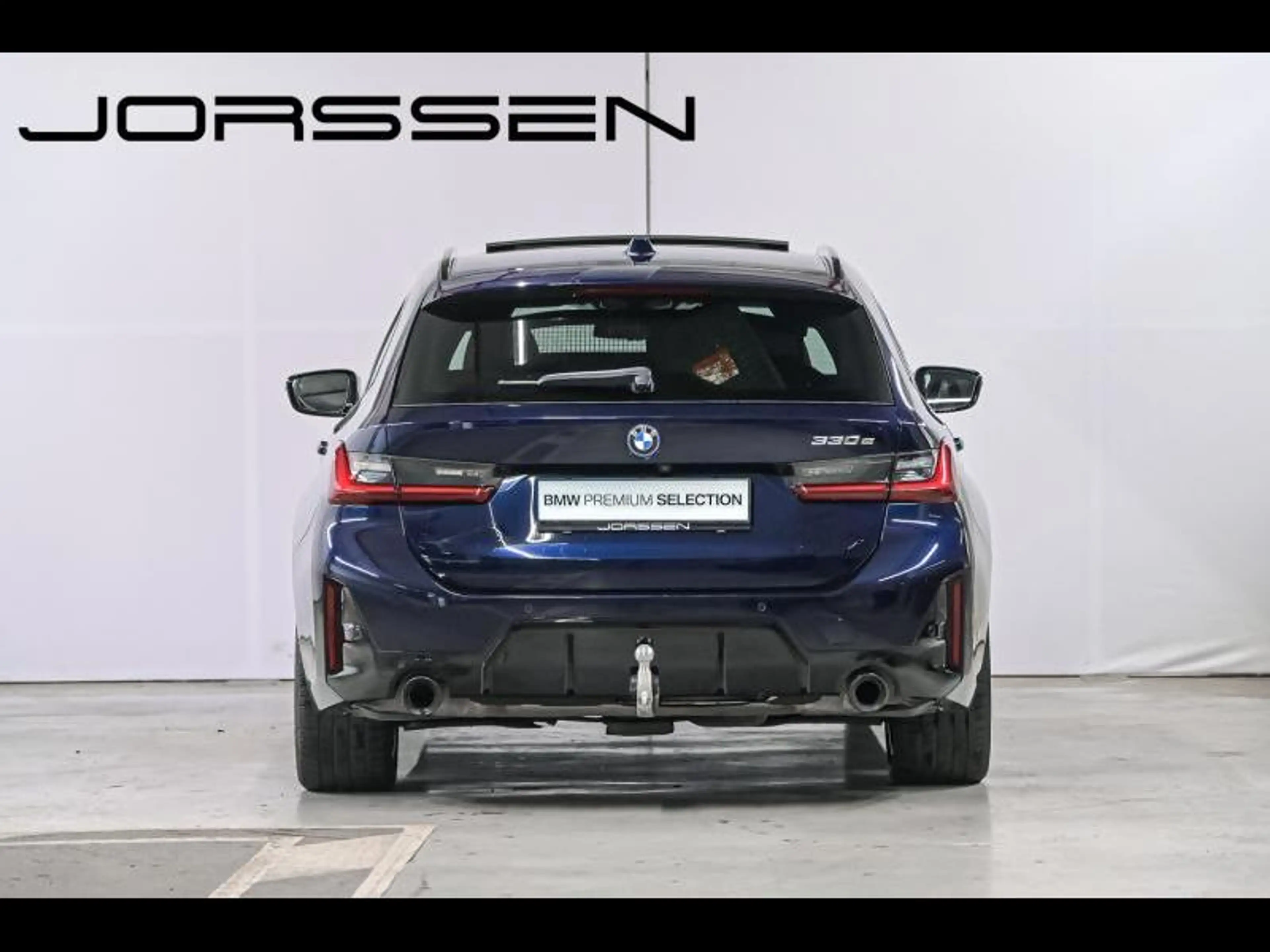 BMW 330 Touring — photo 4