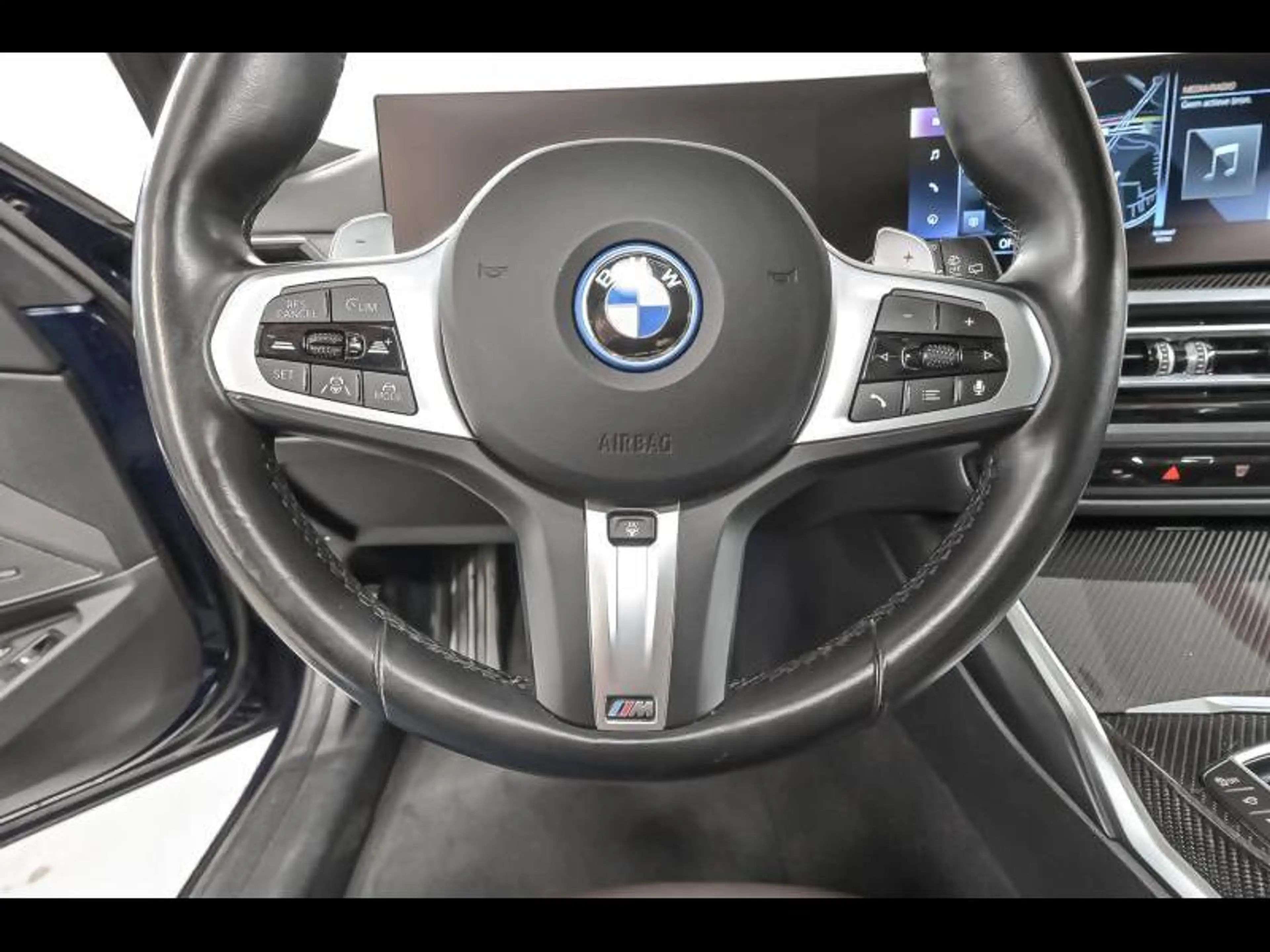 BMW 330 Touring — photo 9