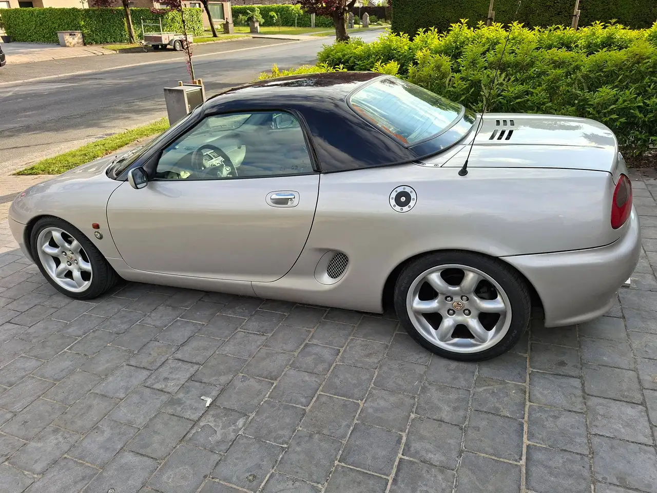 MG MGF 1.8i 16v MGF 75th Anniversary, foto 2