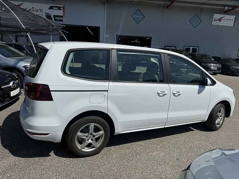 SEAT Alhambra Business 2,0 TDI 4WD — photo 4