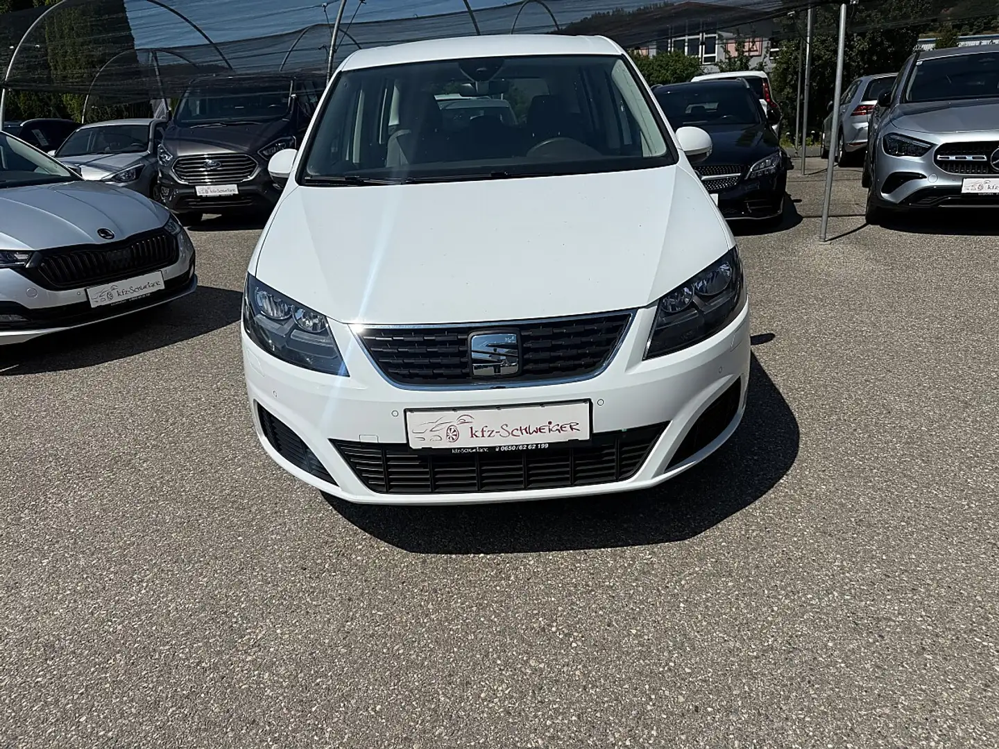 SEAT Alhambra Business 2,0 TDI 4WD Weiß - 2
