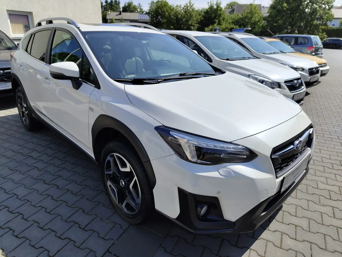 Subaru XV 2.0i EXCLUSIVE+*4X4*AHK ABNEHMB*156PS BENZINER*PDC Blanco - 1