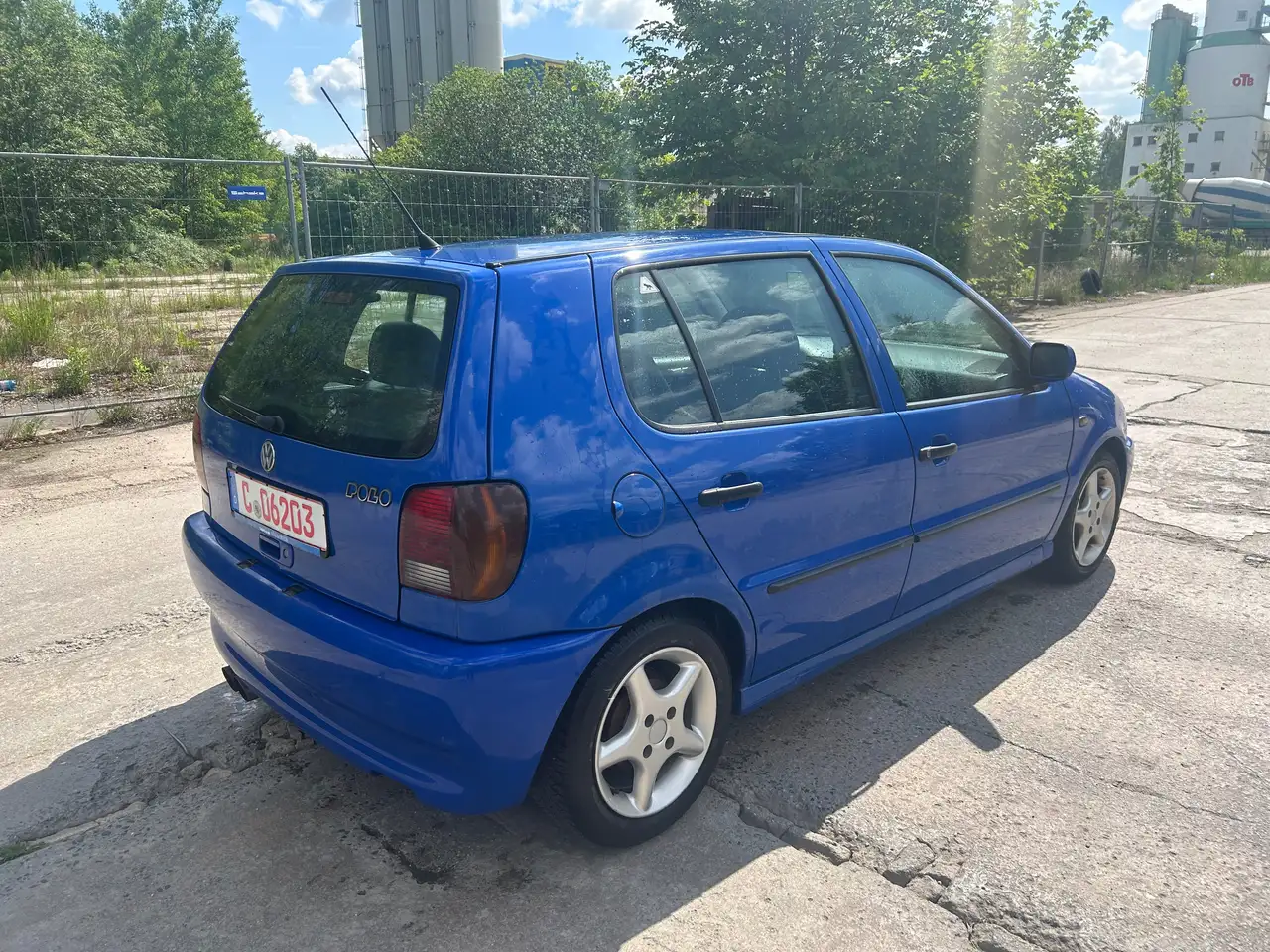 Volkswagen Polo III 75 Servo Colour Concept, foto 5