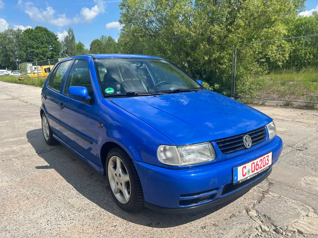 Volkswagen Polo III 75 Servo Colour Concept, foto 3
