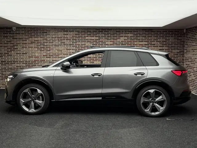 Audi Q4 E-Tron view 4