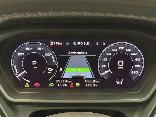 Audi Q4 e-tron view 18