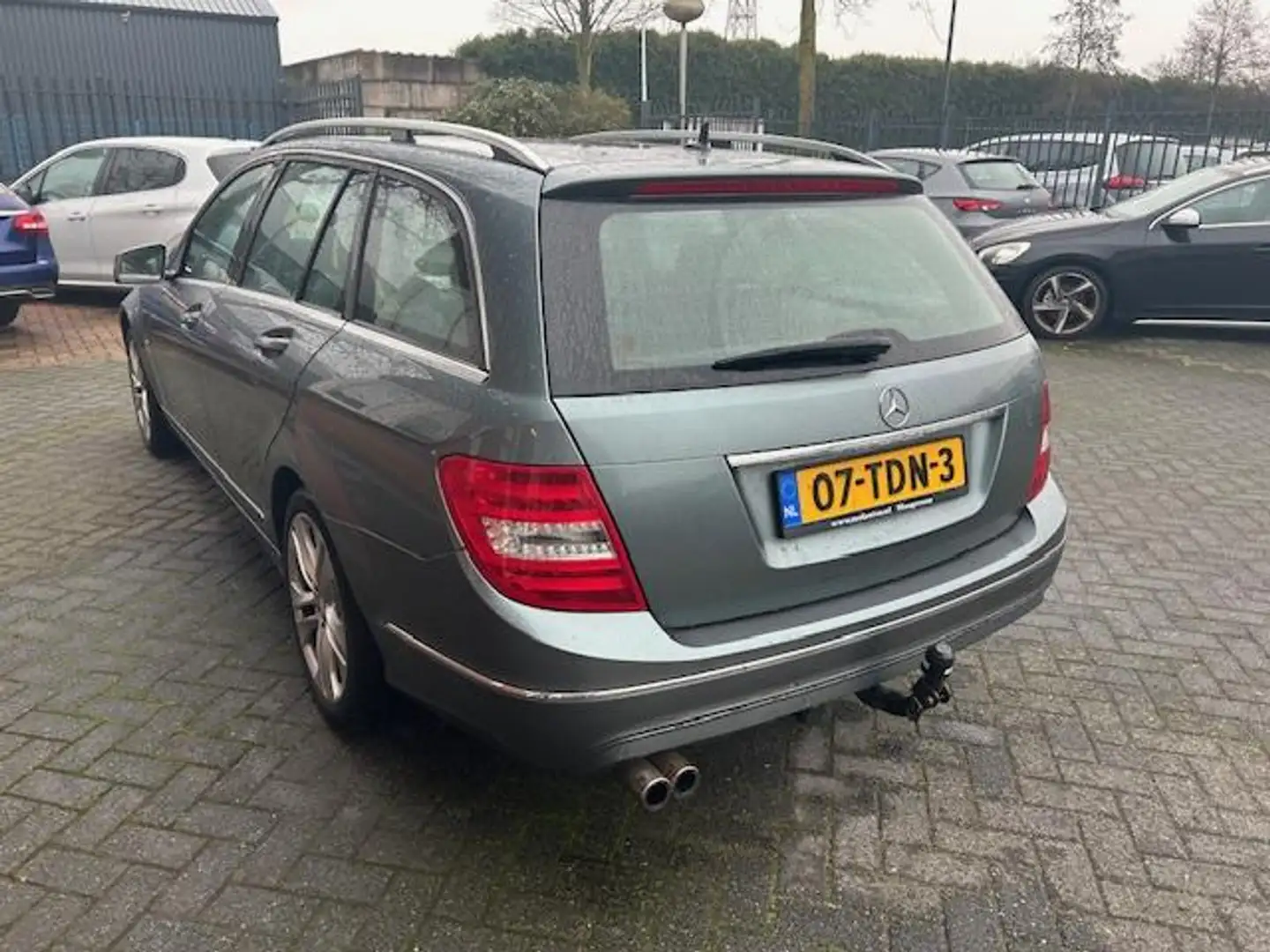 Mercedes-Benz C 180 Estate Avantgarde , APK 02-2026 , Navi , Leer , Tr Grijs - 2