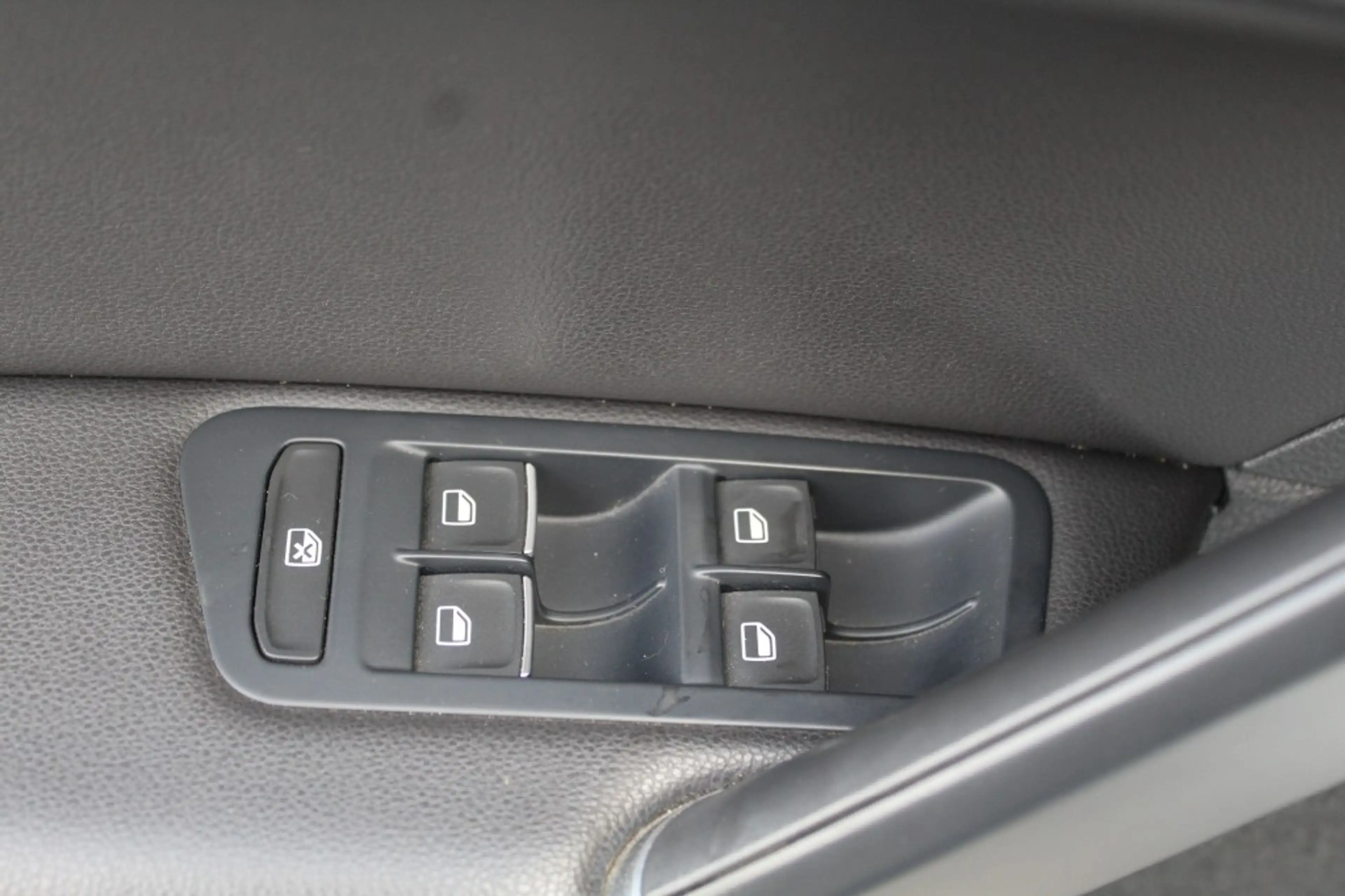 Volkswagen Golf R 2.0 TSI R 4Motion-Automaat-Milltek demper-KW Suspe — photo 14