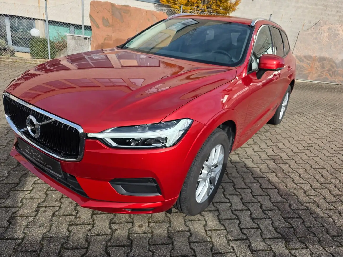 Volvo XC60 XC60 Momentum AWD*STANDHEIZUNG Rouge - 2