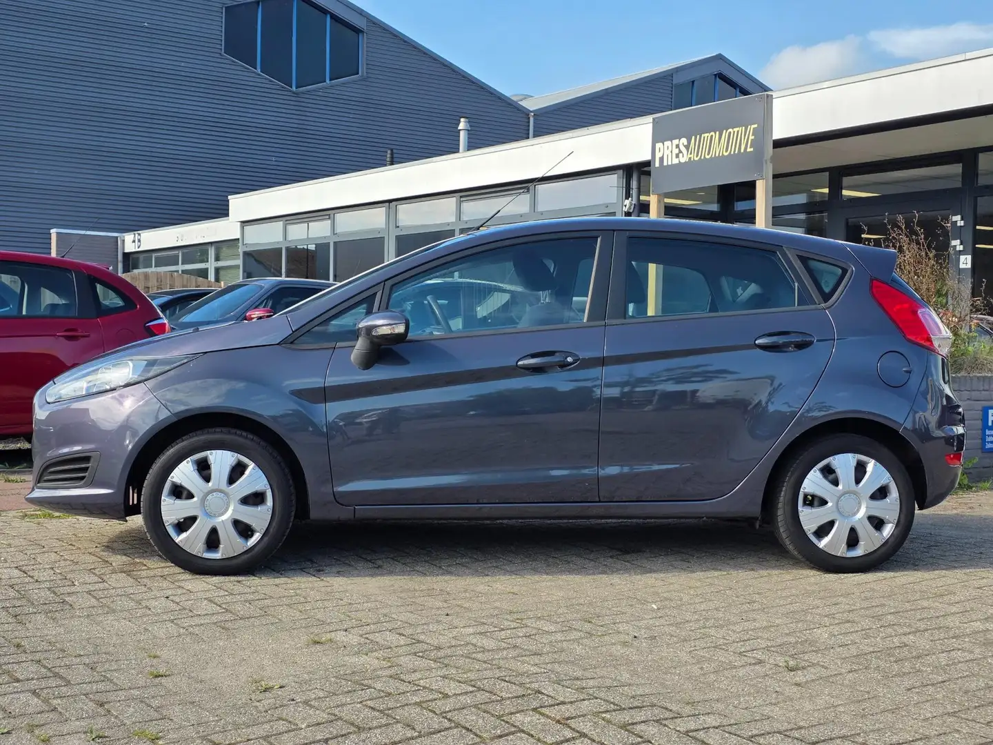 Ford Fiesta 1.0 Style |AIRCO|CRUISE|NAVI|ELEKTR RAMEN|CDV Grijs - 2
