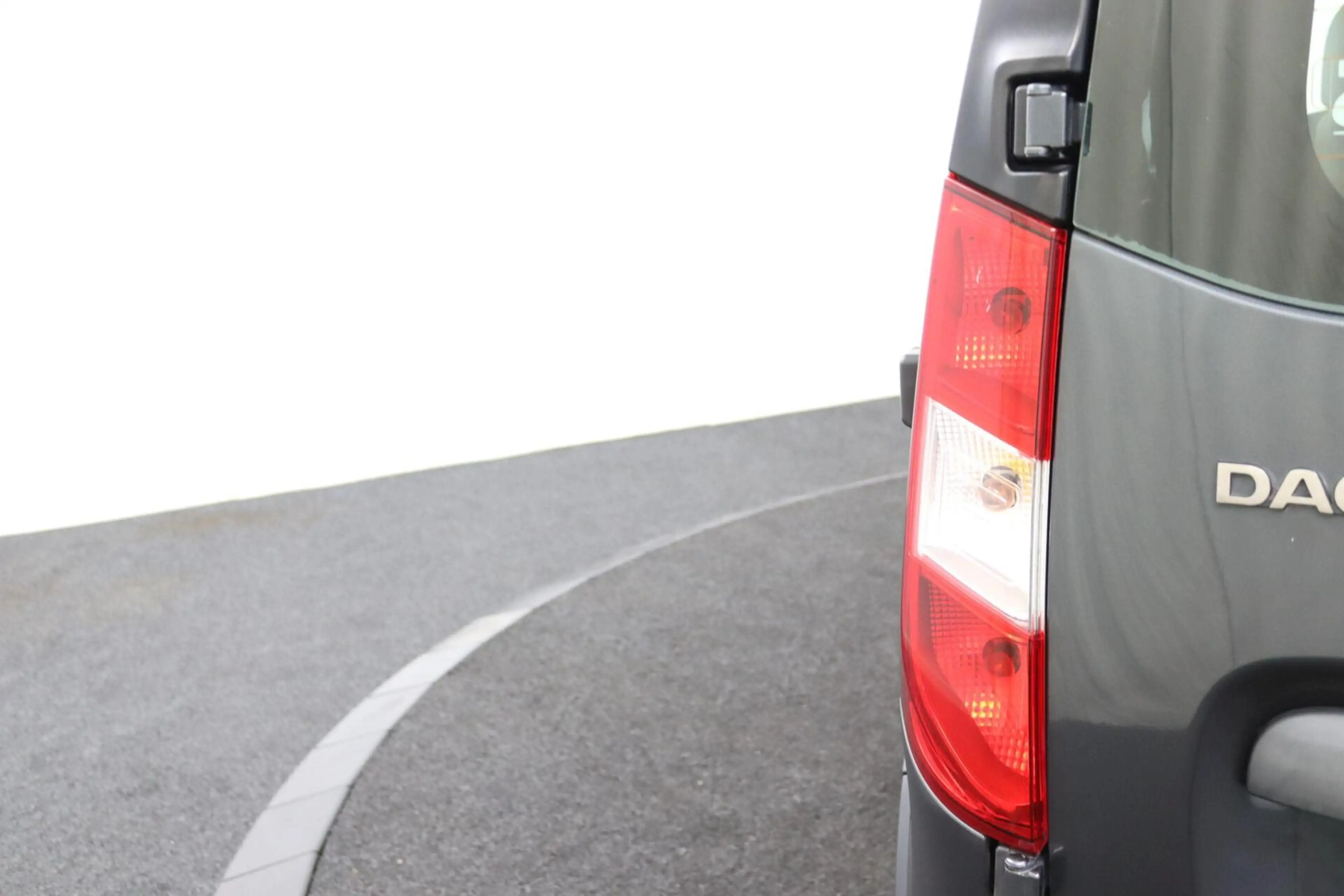 Dacia Dokker combi 1.2 TCe Ambiance | Trekhaak | Camera | Dubbe — photo 34