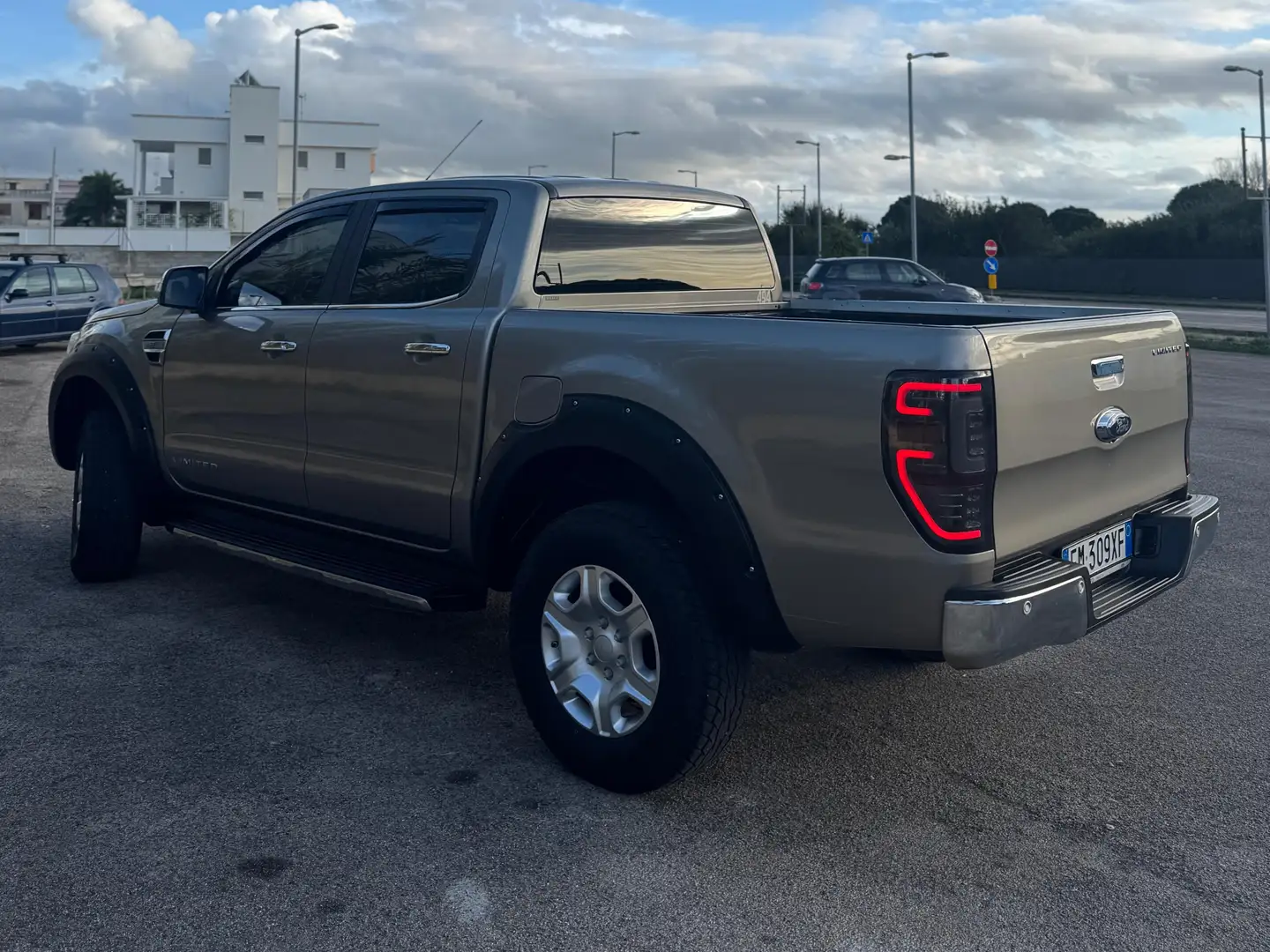 Ford Ranger Ranger VII 2016 2.2 tdci double cab Limited 160cv Gold - 2