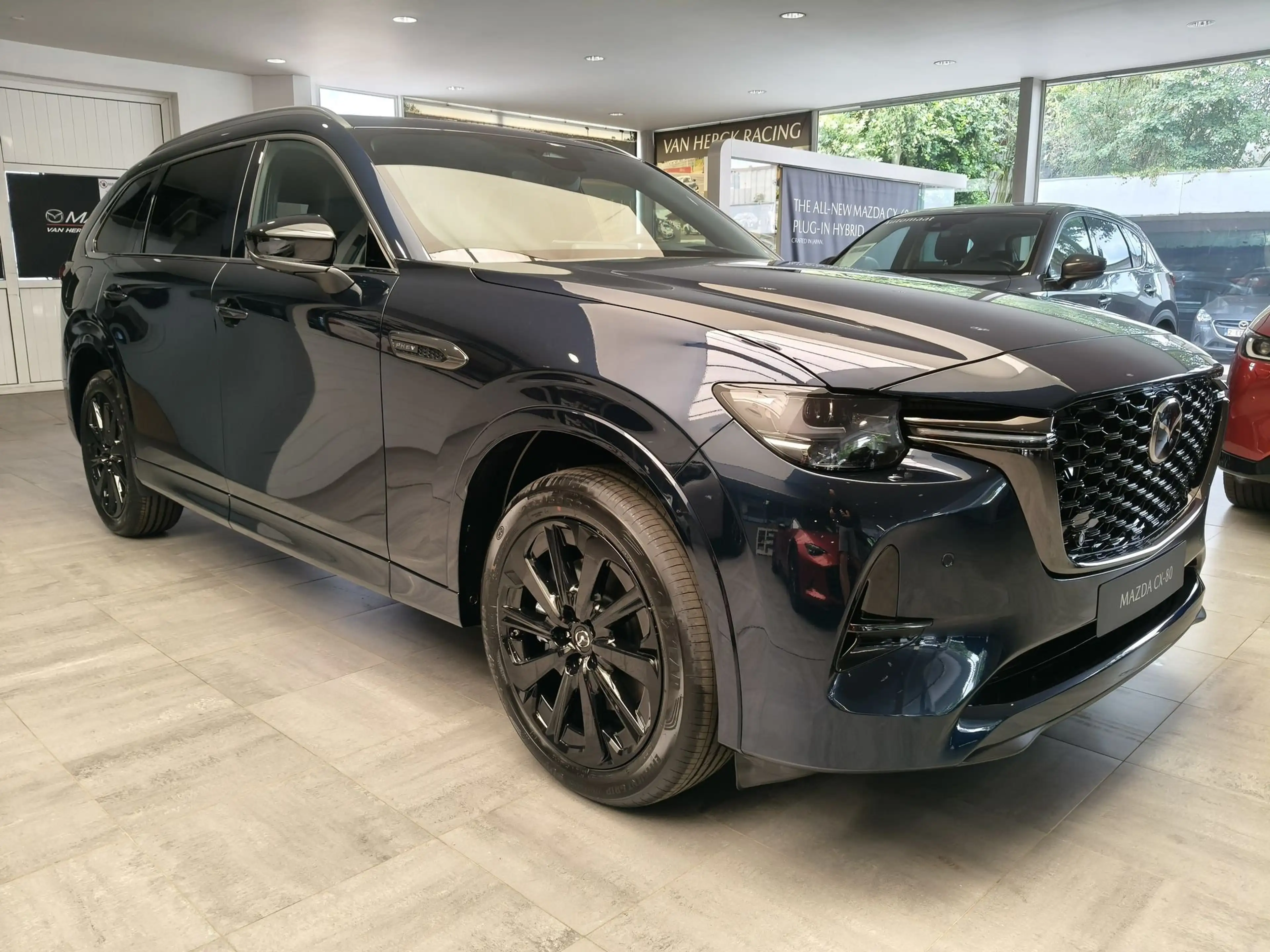 Mazda CX-80 2.5 e-SKYACTIV PHEV i-ACTIV AWD 8AT Homura Plus + Pano dak + 7plaatsen — photo 6