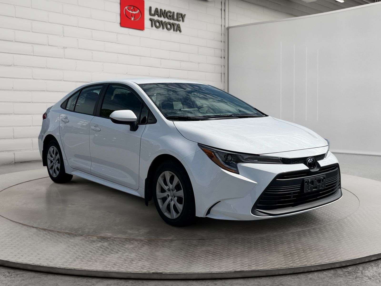 2024 Toyota Corolla LE; HEATED SEATS, SAFETY SENSE 3.0 ANDROID AUTO, — снимка 1
