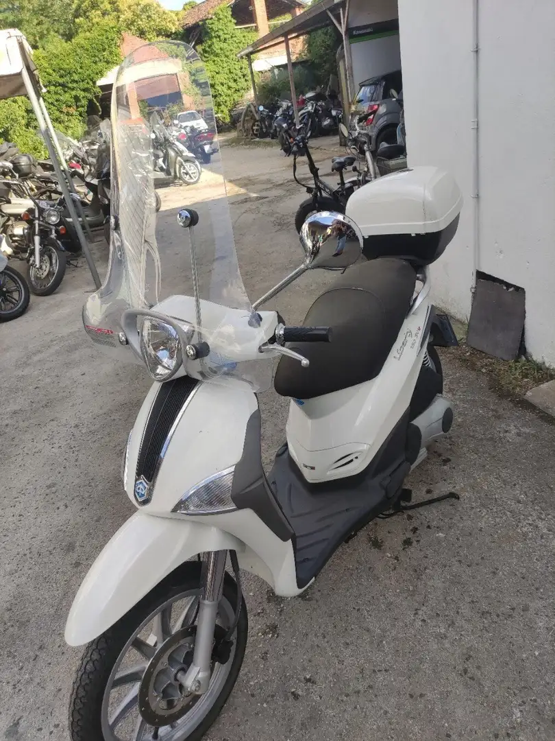 Piaggio Liberty 150 Blanc - 1