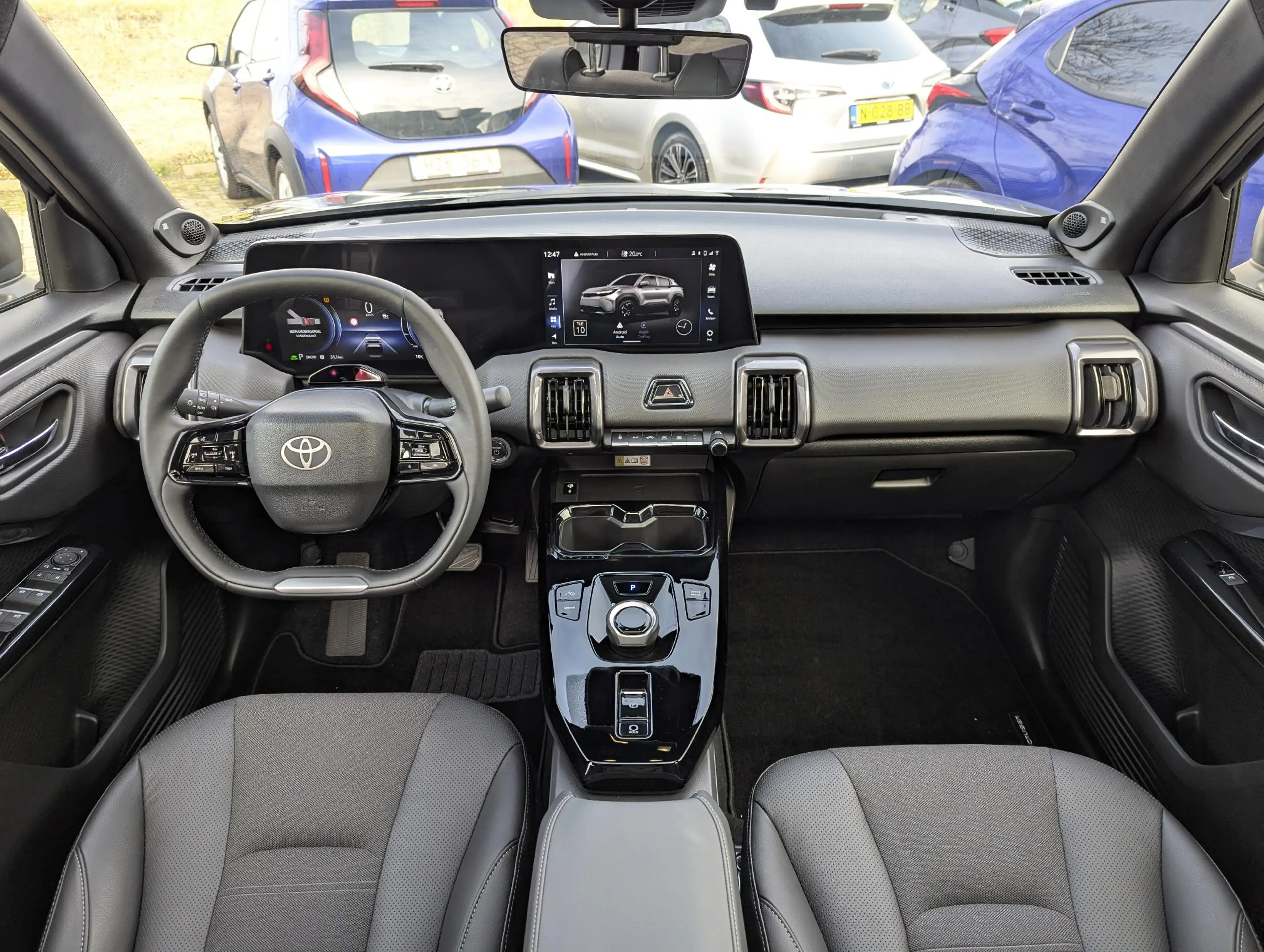 Toyota Urban Cruiser Executive AWD 61 kWh | €1500,- extra inruilvoordee — photo 3