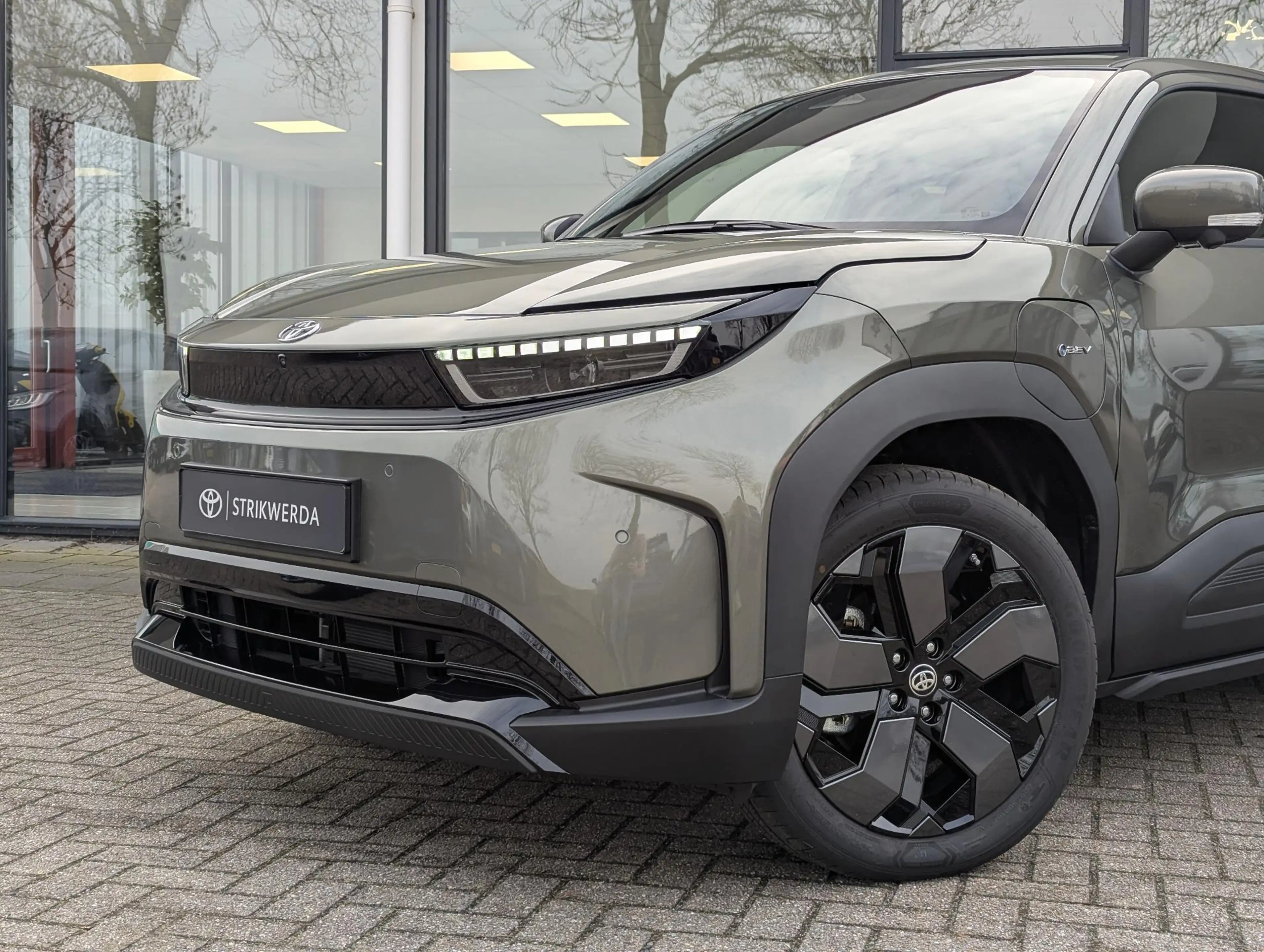 Toyota Urban Cruiser Executive AWD 61 kWh | €1500,- extra inruilvoordee — photo 9