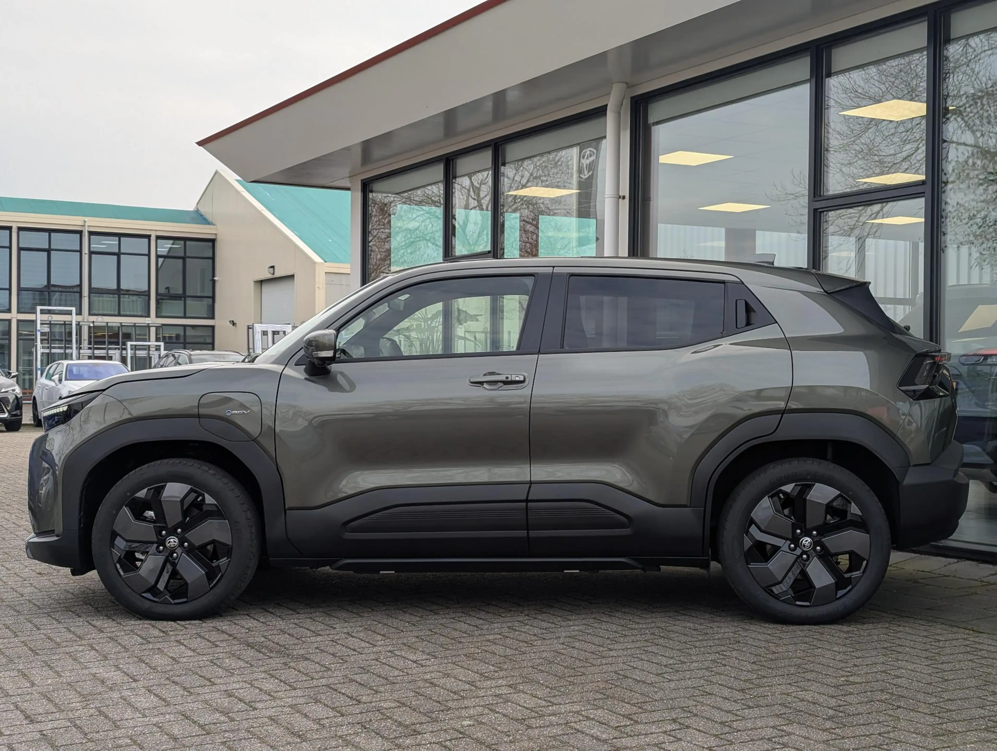 Toyota Urban Cruiser Executive AWD 61 kWh | €1500,- extra inruilvoordee — photo 12