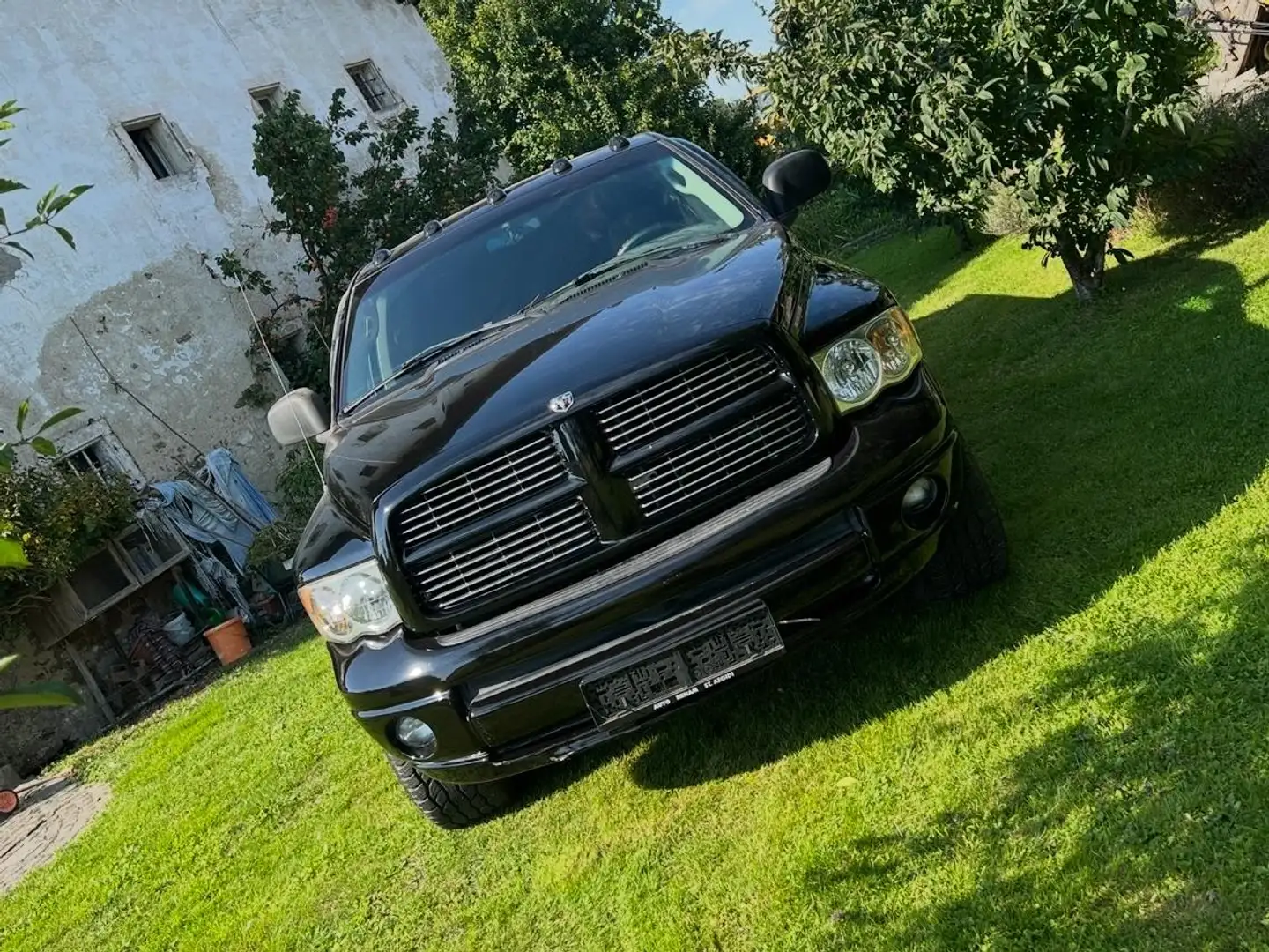 Dodge RAM Schwarz - 2