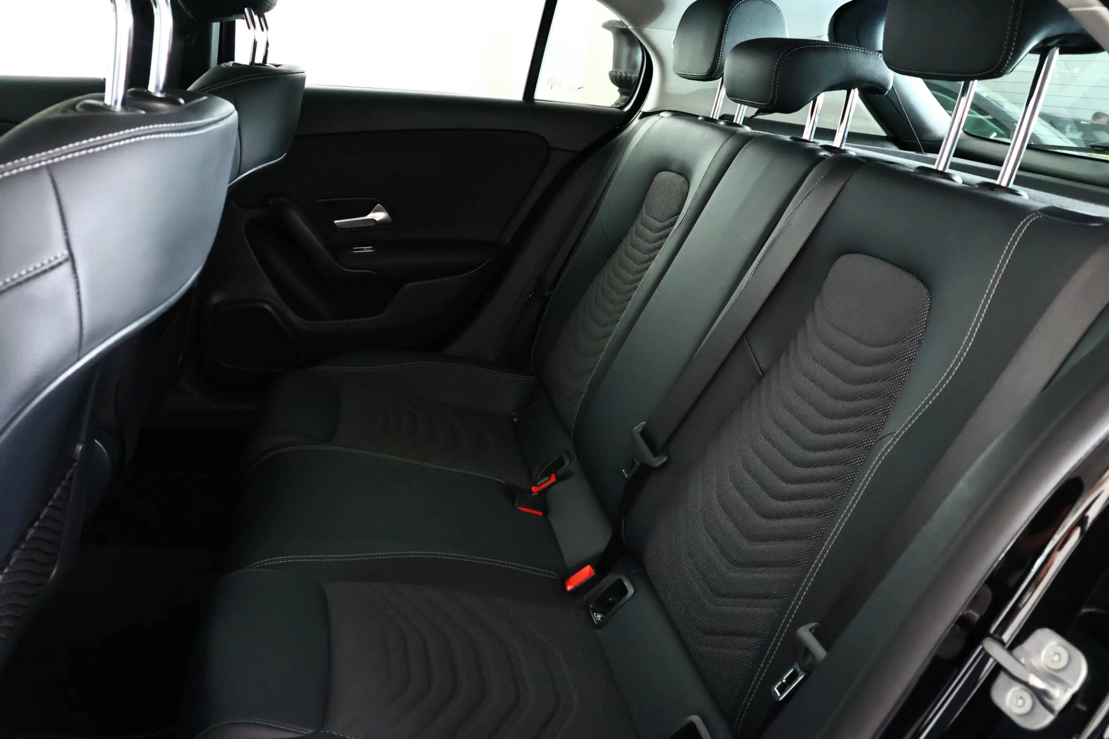 Mercedes-Benz A 180 Business Line / Navigatie / Camera / Cruisecontrol — photo 13