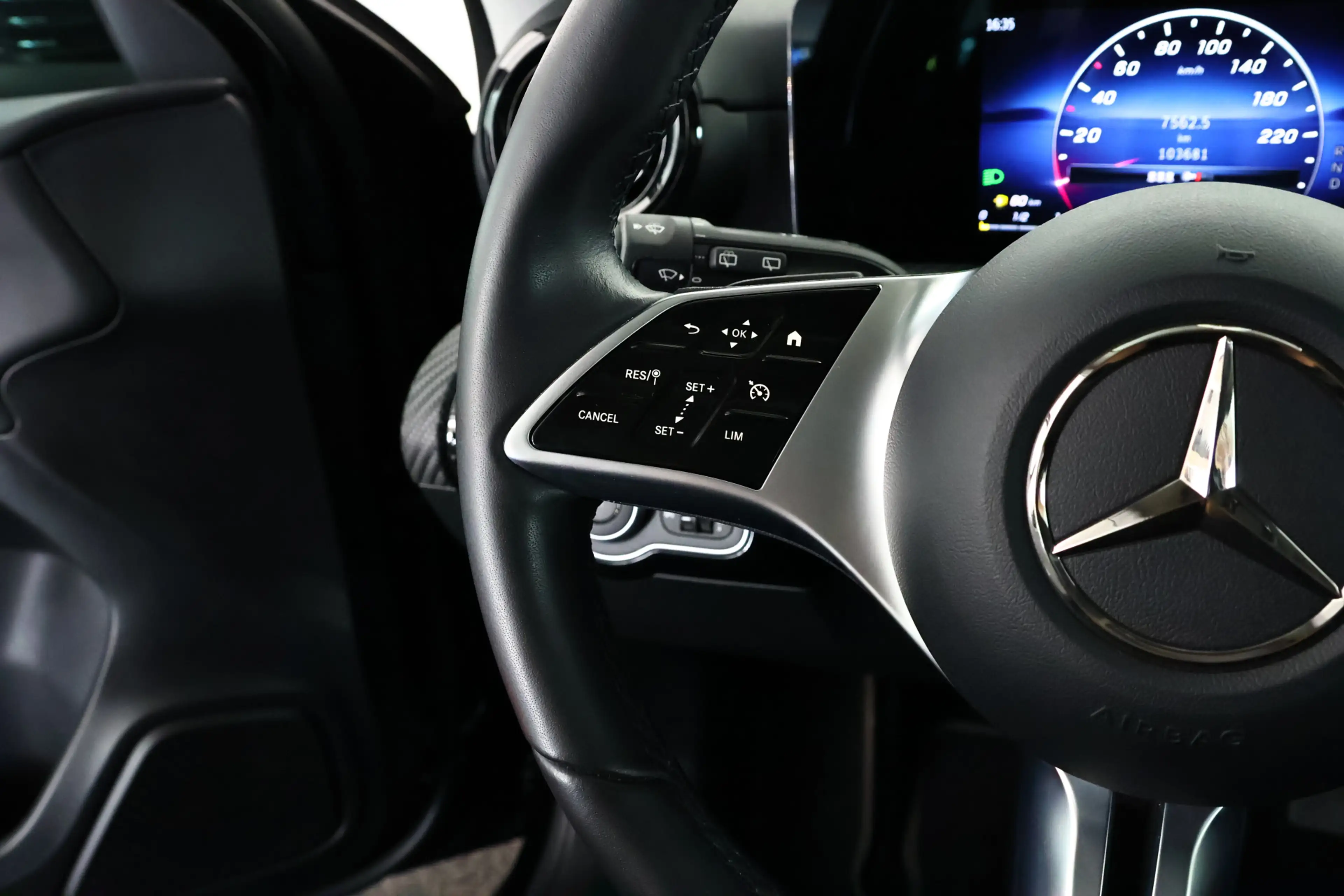 Mercedes-Benz A 180 Business Line / Navigatie / Camera / Cruisecontrol — photo 20