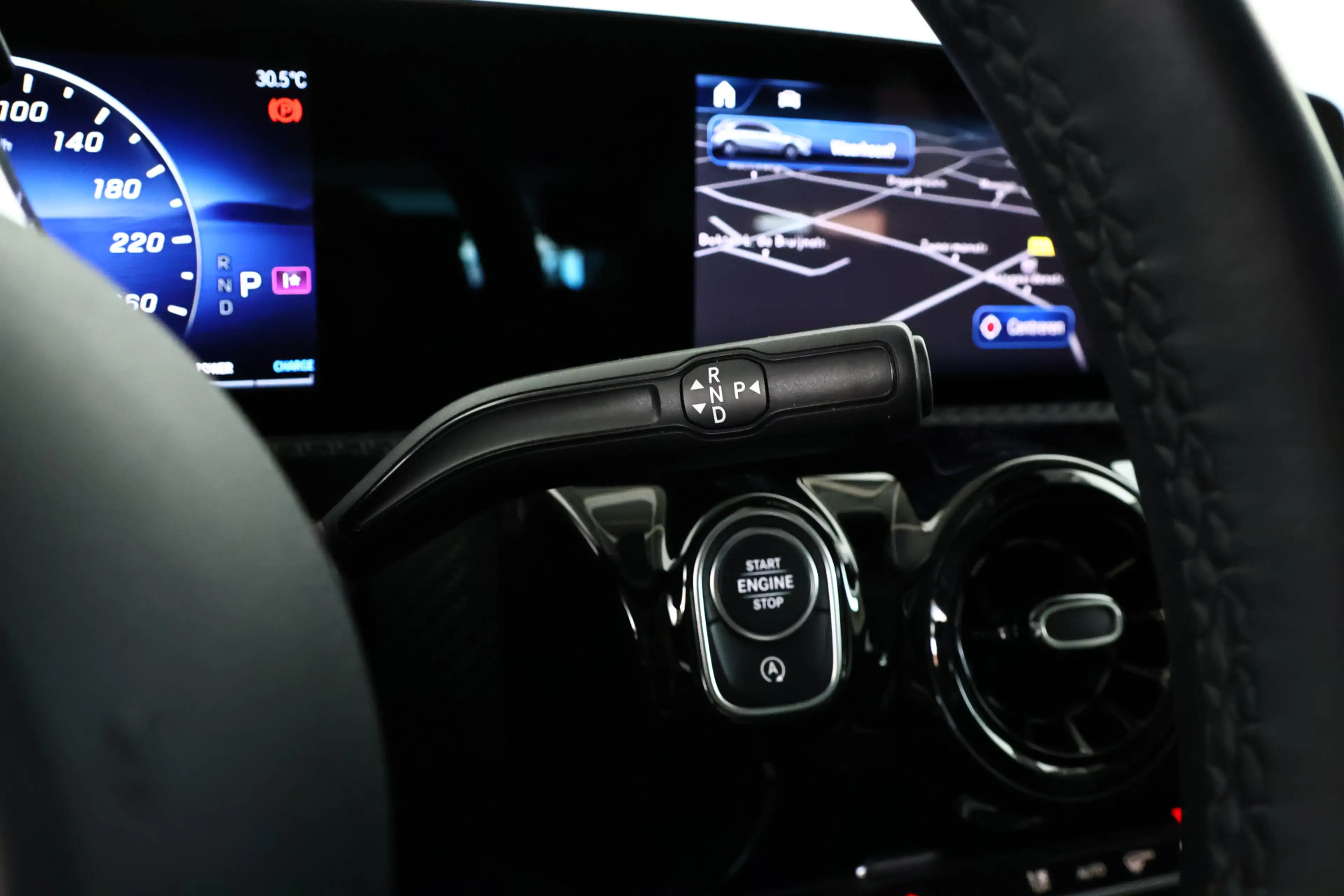 Mercedes-Benz A 180 Business Line / Navigatie / Camera / Cruisecontrol — photo 23