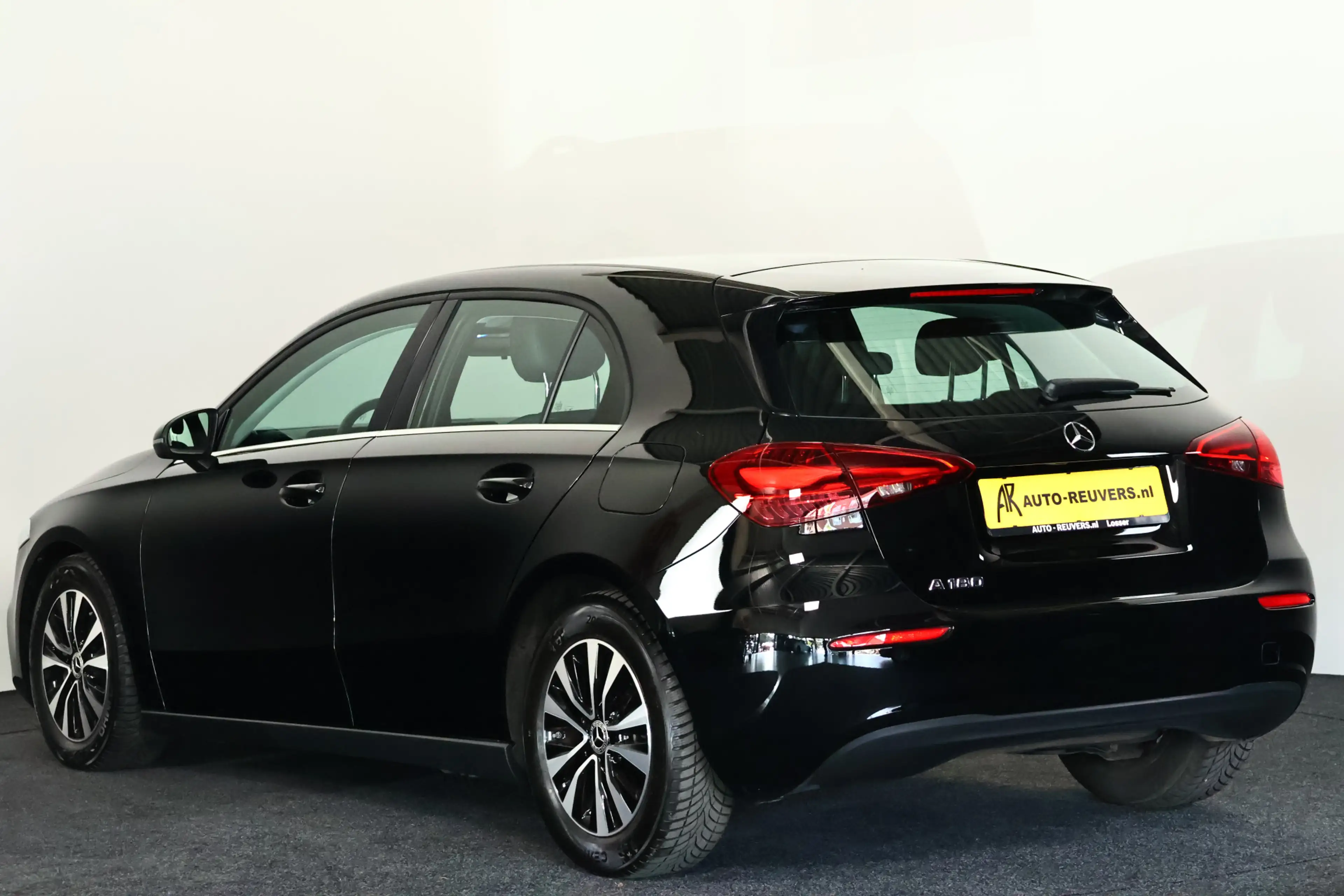 Mercedes-Benz A 180 Business Line / Navigatie / Camera / Cruisecontrol — photo 6