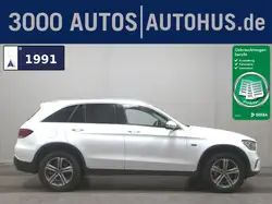 Mercedes-Benz GLC 300 e 4M T Leder Navi LED RFK AHK Distronic+