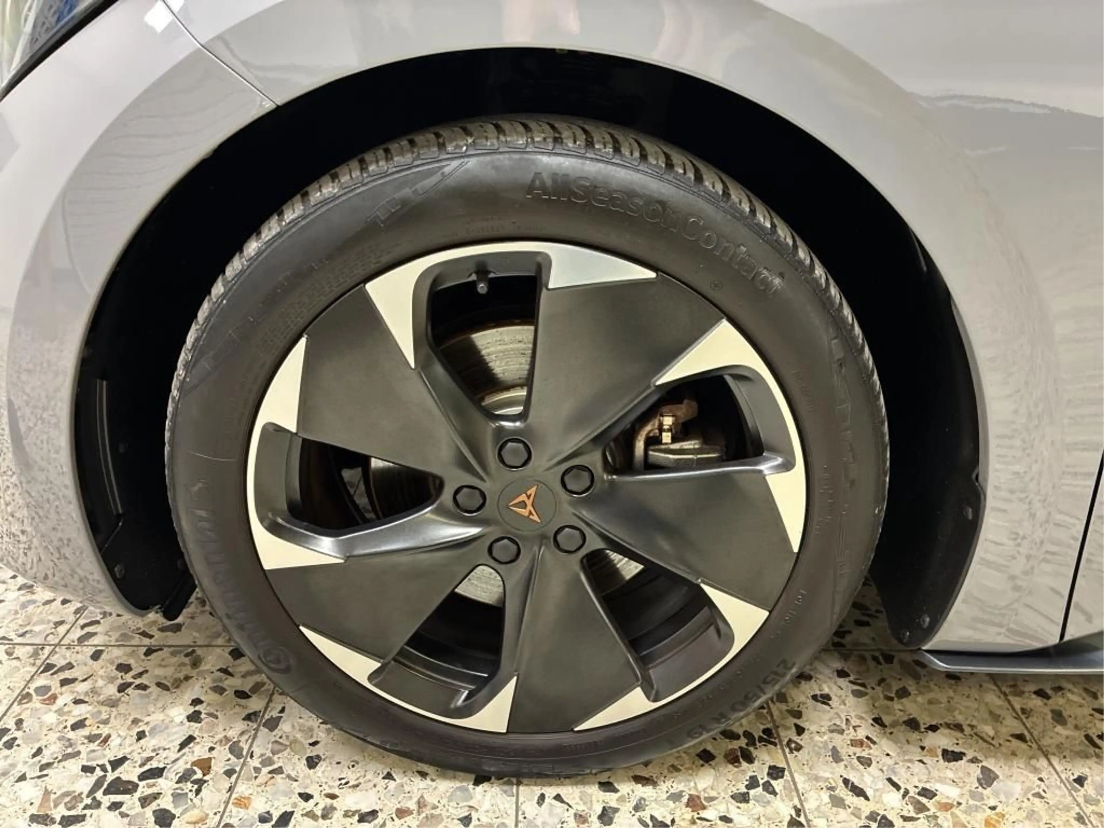 CUPRA Born 150 kW+SHZ — photo 3
